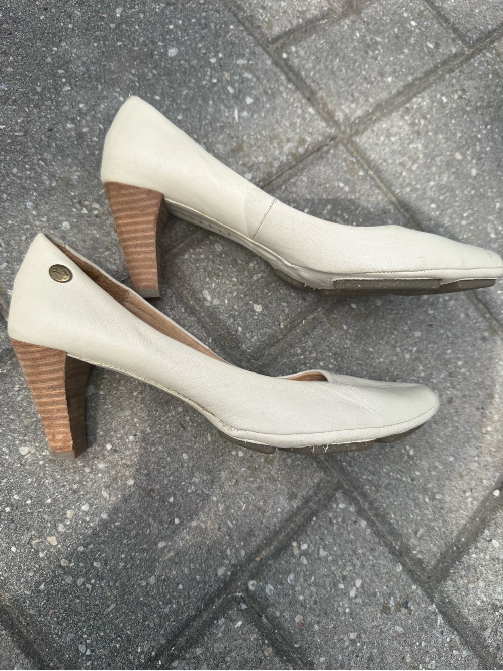 Cream Leather Mid Heel Pumps with Stacked Wood Heel